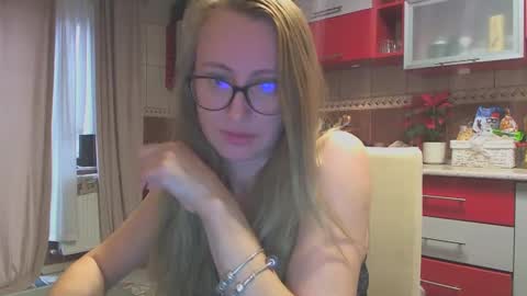Melly online show from January 2025 10:29:02 AM
