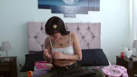 Snapshot of meloddy_collins chatting on January 2025 07:32:01 PM Meloddy Coliins online show from January 2025 07:32:01 PM