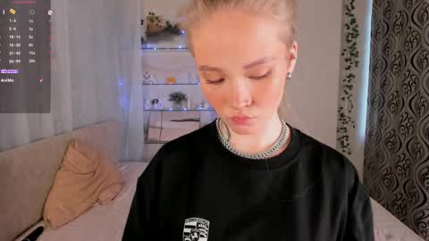 melodievejar online show from June 2026 06:52:02 AM