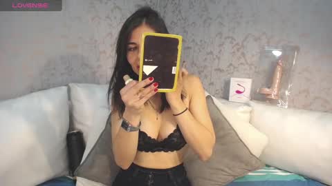 Melodi online show from February 2025 01:08:02 PM