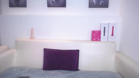 Melodi online show from November 2025 01:22:01 PM