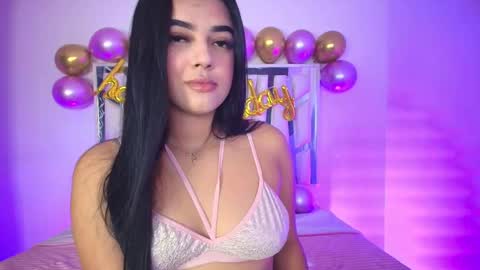 Snapshot of melody__77 chatting on September 2025 06:51:02 PM online show from September 2025 06:51:02 PM