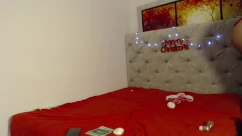 Snapshot of melody_phillips2 chatting on December 2024 07:32:01 PM melody phillips online show from December 2024 07:32:01 PM