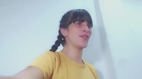 Snapshot of melody_unlimited_ chatting on September 2025 02:01:02 AM paola sandoval online show from September 2025 02:01:02 AM