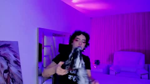 Snapshot of melodybons chatting on October 2025 04:24:02 AM Melody Ninja online show from October 2025 04:24:02 AM