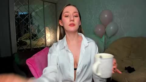 Kaylie online show from January 2025 12:05:02 PM