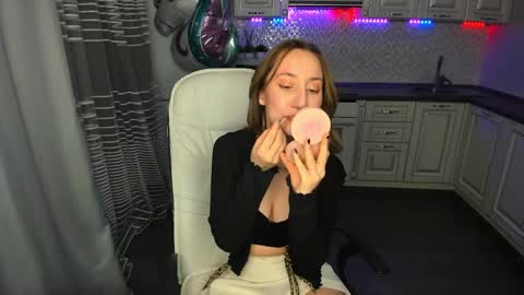 Kaylie online show from February 2025 04:05:01 AM