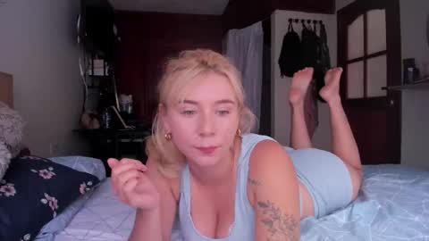 sophia online show from September 2025 06:31:02 PM