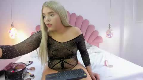 Melody online show from September 2025 01:13:01 PM