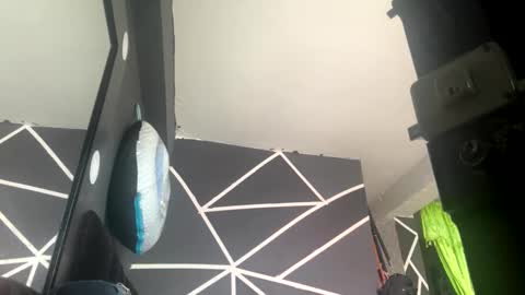 melodysnow online show from December 2025 06:35:02 PM