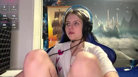 Hi Im Aria 18 years old online show from February 2026 05:52:01 PM