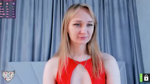 Snapshot of memento_mary chatting on February 2025 02:40:01 PM The princess of your dreams online show from February 2025 02:40:01 PM