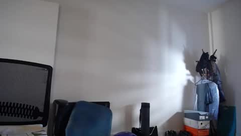 mene_azp online show from March 2026 07:28:01 PM