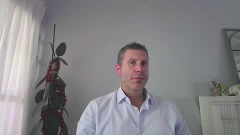 menotista online show from December 2025 06:58:02 PM