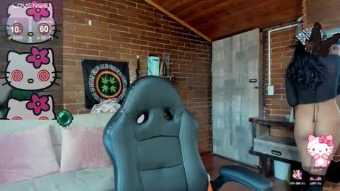 Valentina  online show from September 2025 09:51:01 PM