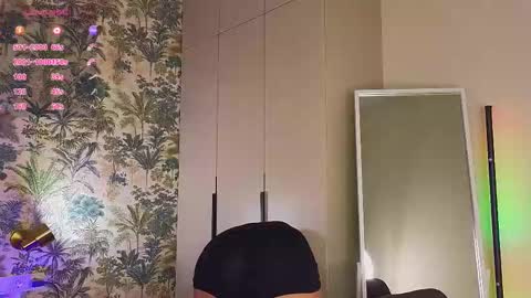 Jenn online show from February 2026 12:52:02 AM