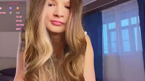 Jenn online show from March 2026 03:24:01 AM