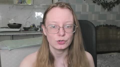 Snapshot of meowcr chatting on November 2025 08:20:01 PM meowcr online show from November 2025 08:20:01 PM