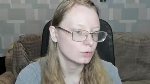 meowcr online show from November 2025 01:04:01 PM