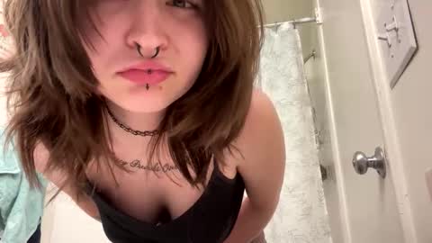 Snapshot of meowmeowkitti69 chatting on November 2025 08:42:02 PM meowmeowkitti69 online show from November 2025 08:42:02 PM