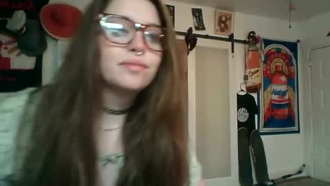 Snapshot of meowmixplzdeliver666 chatting on October 2025 06:19:02 AM meowmix138 online show from October 2025 06:19:02 AM