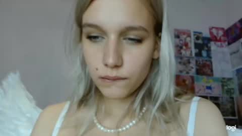 Snapshot of meowthlilu chatting on February 2025 06:55:01 AM Lilu online show from February 2025 06:55:01 AM