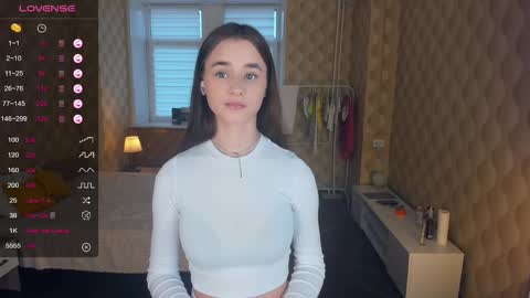 Snapshot of meoww_meows chatting on November 2025 11:10:01 AM Julie online show from November 2025 11:10:01 AM