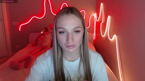 Mirrra online show from May 2026 07:33:01 PM