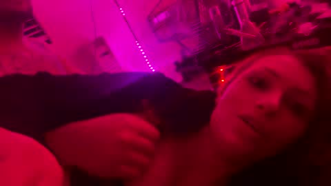 meowzers777 online show from December 2024 09:33:02 AM