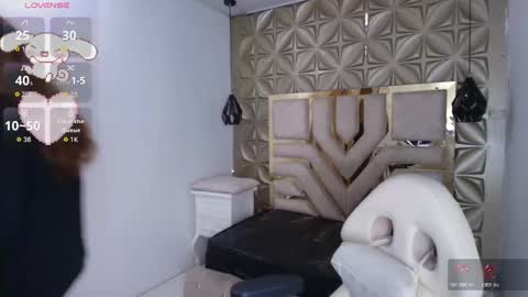    online show from November 2025 07:37:01 PM