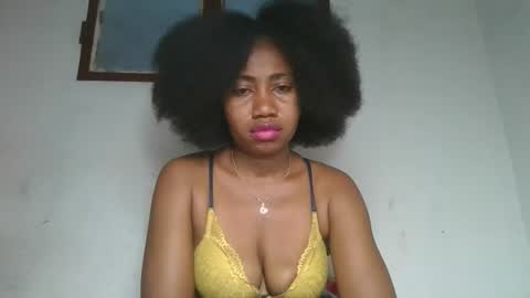 meraldaaaa online show from September 2025 03:17:02 AM