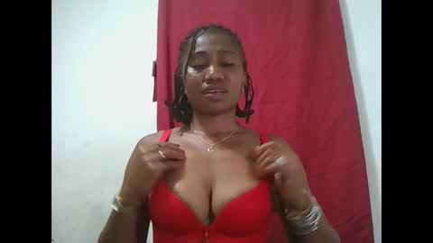 meraldaaaa online show from September 2025 02:10:01 PM