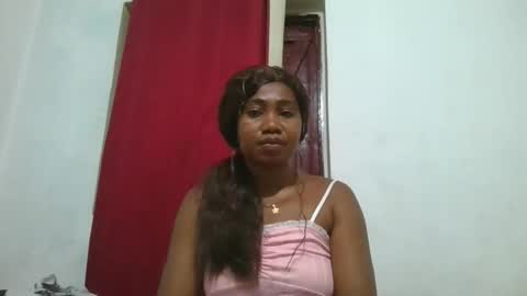 meraldaaaa online show from November 2025 05:10:02 AM