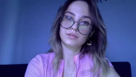 Snapshot of meri_miss chatting on September 2025 01:56:02 PM meri_miss online show from September 2025 01:56:02 PM