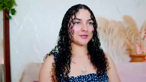Snapshot of merida_bell18 chatting on July 2026 10:34:02 PM Merida Bell online show from July 2026 10:34:02 PM