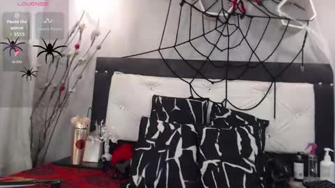 meriiiidaa online show from October 2025 04:20:01 AM