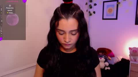 Merilyn  online show from October 2025 10:41:02 PM