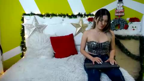 Merlina online show from December 2024 07:11:01 PM