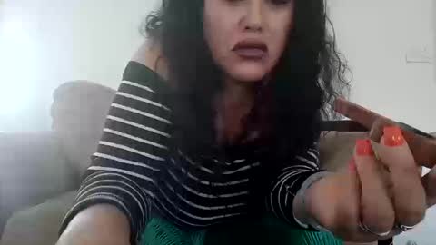 Snapshot of mermaidonland25 chatting on October 2025 08:44:01 PM mermaidonland25 online show from October 2025 08:44:01 PM