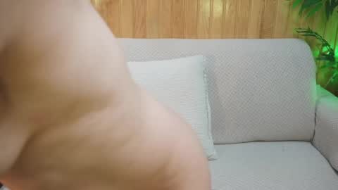 meryemlis online show from April 2026 09:39:33 PM