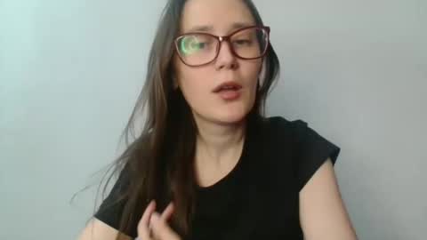 Jessica online show from October 2025 03:55:02 PM