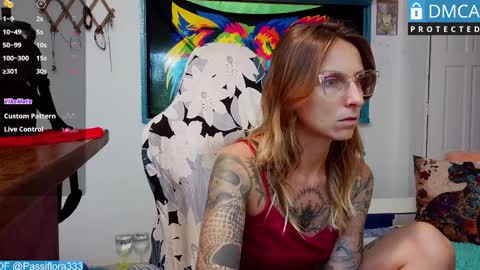 Tati Tatianna Venus online show from April 2026 06:50:01 PM