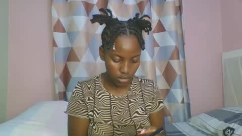 Snapshot of messyluna chatting on April 2026 04:46:02 PM meggy and bree online show from April 2026 04:46:02 PM