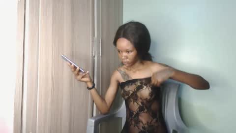Snapshot of messyluna chatting on May 2026 09:28:02 AM meggy and bree online show from May 2026 09:28:02 AM