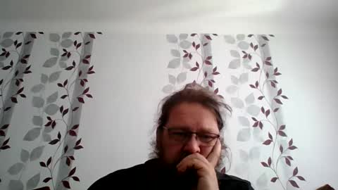 Snapshot of metallbuddy chatting on June 2026 08:40:02 AM ask me online show from June 2026 08:40:02 AM