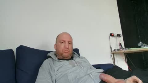 metaller123456 online show from April 2026 06:55:02 AM