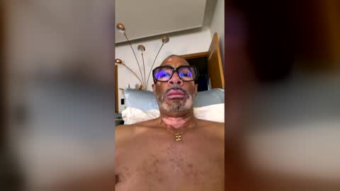 Metis23cm online show from April 2026 12:13:01 AM