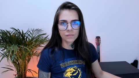 Snapshot of meurief chatting on January 2025 06:41:01 AM Meurif online show from January 2025 06:41:01 AM