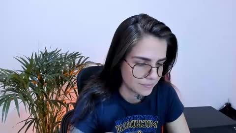 Snapshot of meurief chatting on February 2025 07:36:01 PM Meurif online show from February 2025 07:36:01 PM