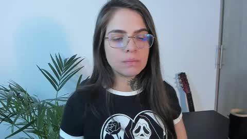 Meurif online show from May 2026 01:01:01 AM